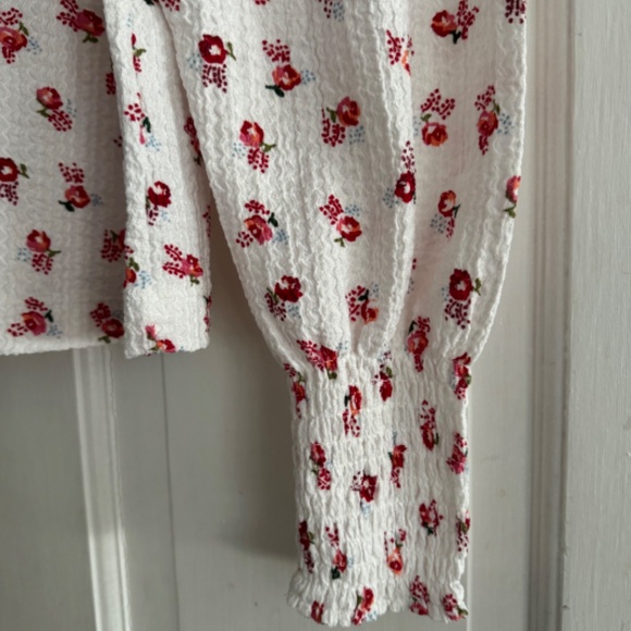 Loft Floral Puff Sleeve Square Neck Top NWOT - Picture 3 of 5